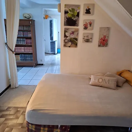 Maleska Apartman Poussan